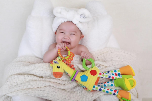 广水宝宝为什么会吐奶 广水宝宝为什么会吐奶